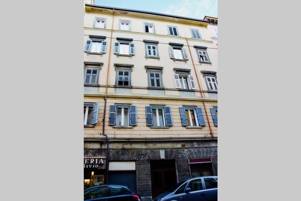 Casa Vacanze La Cartolina Appartamento Trieste
